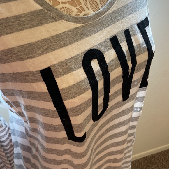 Victoria's Secret Longsleeve Sleep Shirt - Picture 2 of 7